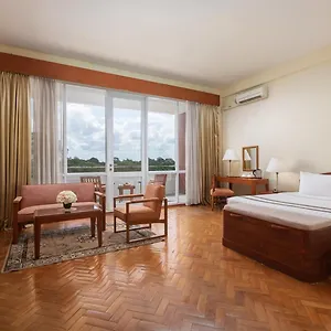 Hotel Inya ****